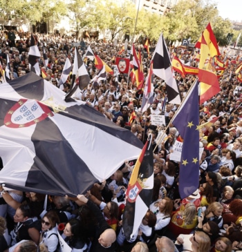 Miles de personas se manifiestan en Madrid por la "insoportable" situación en [...]
