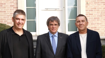 Puigdemont reaparece para denunciar una campaña "para convertir a los siete diputados de Junts en la diana de todas las amenazas" 
