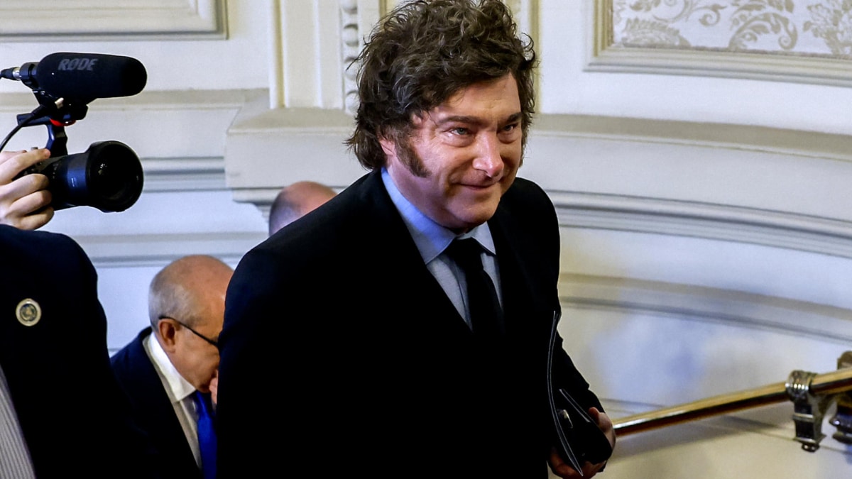 Milei: cuando la derecha nos hace añorar el talante de Zapatero