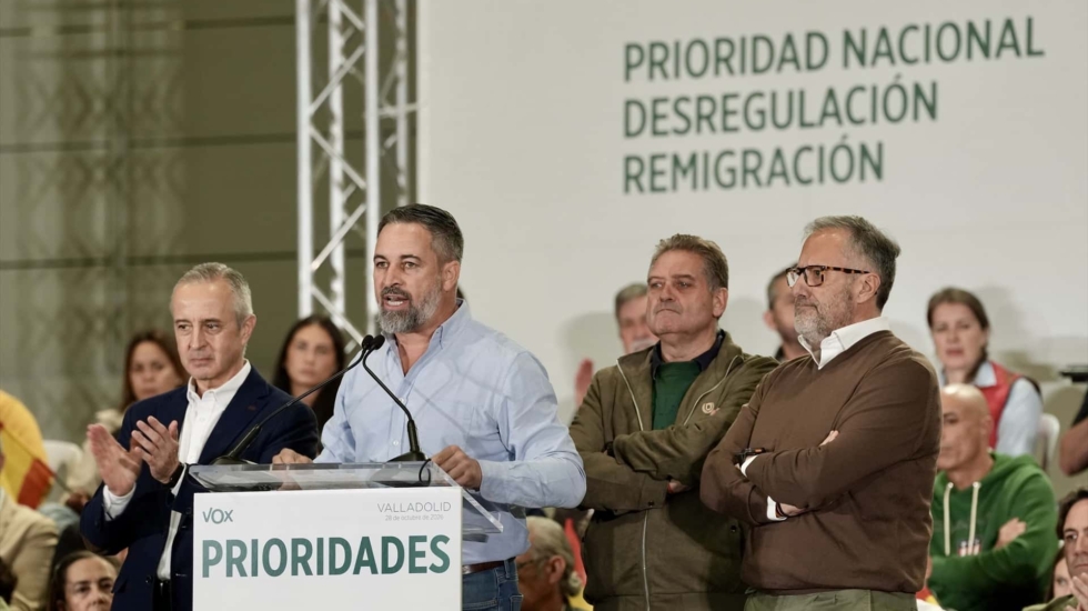 Urda 'revienta' la campaña y desplaza el debate social y de vivienda de Sánchez en favor de PP y Vox
