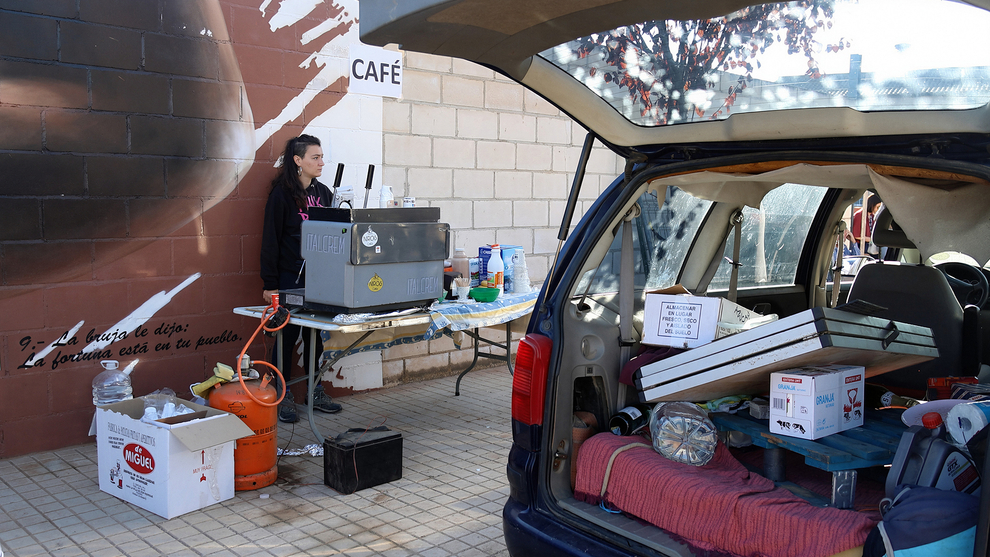 Café solidario en Urda.