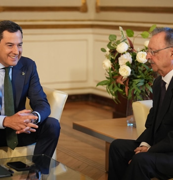 Moreno traslada a Vivas el apoyo político y humano de Andalucía: "No [...]