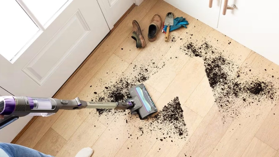 La potente Shark PowerDetect con autovaciado, ahora con 100 € de dto. y un 15 % extra con el cupón ELINDEPENDIENTE-CASA