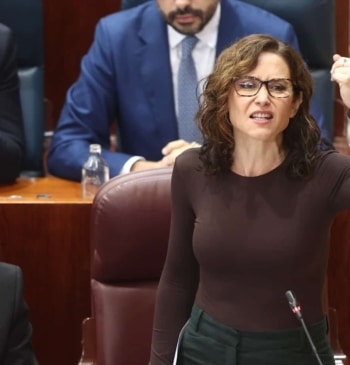 Bronca en la Asamblea con amenaza de Más Madrid a Ayuso: "No [...]