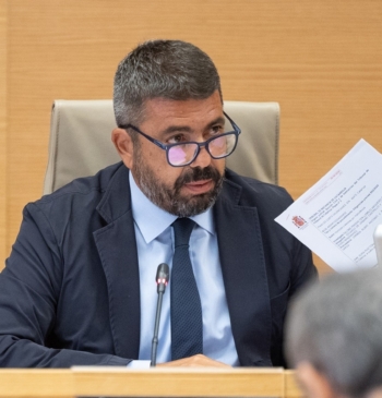 La justicia estrecha el cerco sobre el acosador de Mazón: "Si no [...]