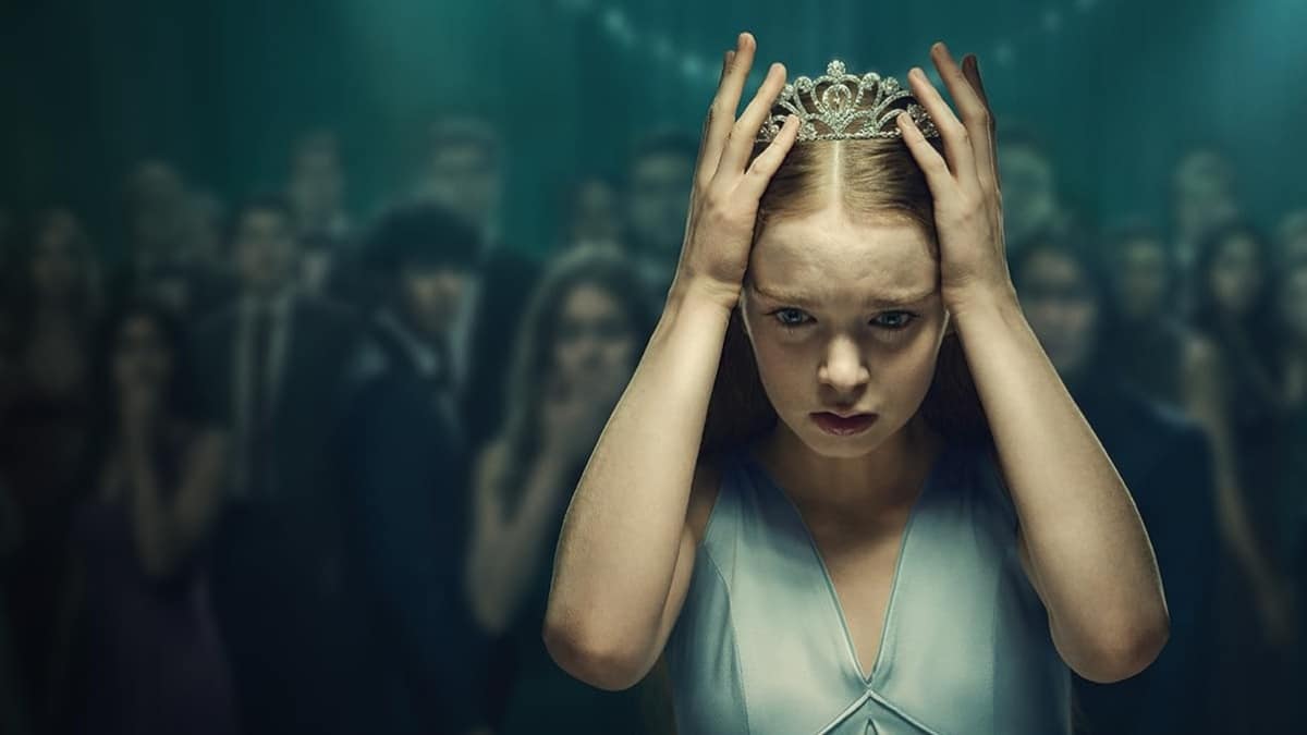 Imagen promocional de 'Carrie', la serie de ocho episodios que ya triunfa en Prime Video.