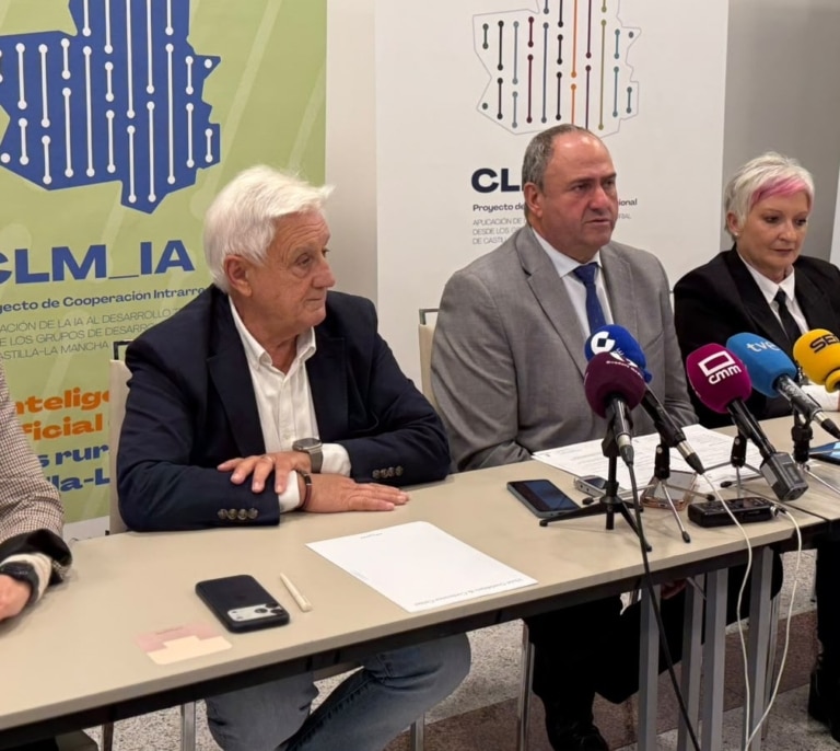 Castilla-La Mancha impulsa la inteligencia artificial en el medio rural con formación gratuita