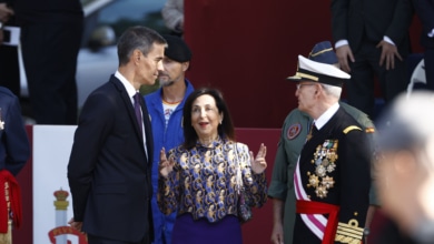 Sánchez elige a la ministra Robles como su número dos en la lista por Madrid