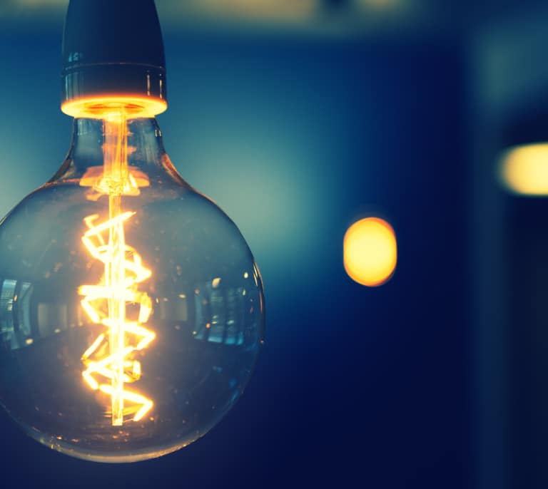 Las tarifas de luz más baratas en octubre de 2026, según la OCU