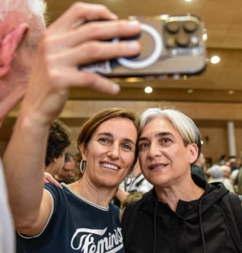 Colau condiciona a un pacto con Podemos liderar el Frente Amplio en [...]