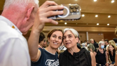 Colau condiciona a un pacto con Podemos liderar el Frente Amplio en las generales: quedan ocho días de plazo
