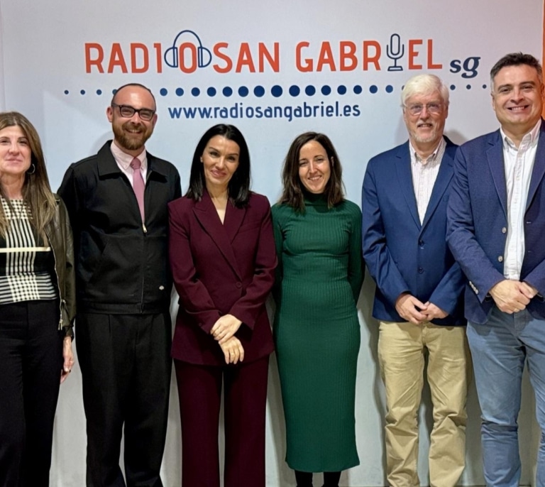 Madrid publica la lista de beneficiarios de las becas de Bachillerato, más de 17.400 alumnos recibirán ayudas