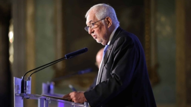Conde-Pumpido: “Aquí no se borra ni se avala nada. Mi única ideología es la Constitución”