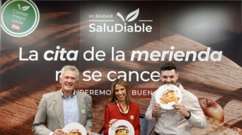 ¿Merece la pena merendar? Dia y la FEN reivindican una comida que muchos españoles están dejando atrás
