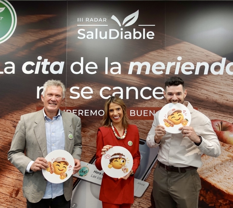 ¿Merece la pena merendar? Dia y la FEN reivindican una comida que muchos españoles están dejando atrás