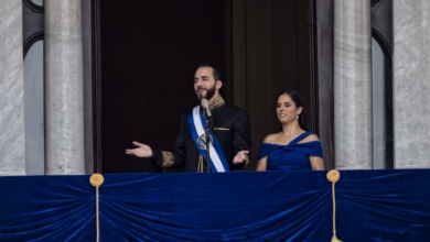 ¿Con qué gobierno se come, se cura y se educa?