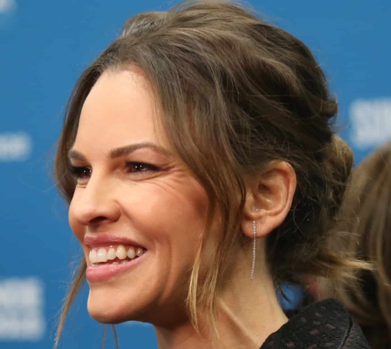El método de Hilary Swank y sus razones para aplazar la maternidad a los 50 años
