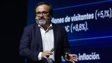 Fabricantes y distribuidores piden bajar más impuestos para relanzar el consumo y un Gobierno "que no polarice"