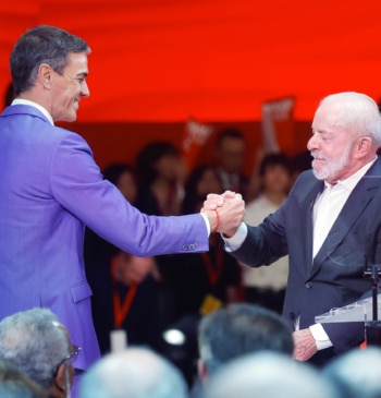 El PSOE celebra el ejemplo de Lula para apelar a la "remontada" [...]