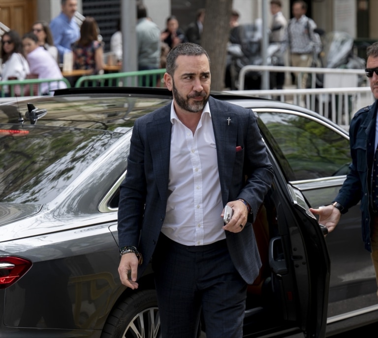 La UCO destapa que Aldama usó el dinero de las comisiones de las mascarillas para comprar una flota de lujo vinculada a la trama de hidrocarburos