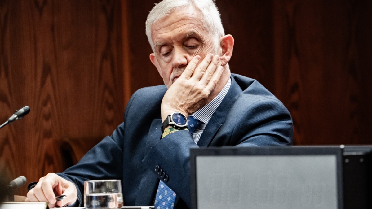 El Director Adjunto Operativo de la Guardia Civil, Manuel Llamas, durante su comparecencia en el Senado