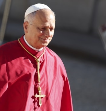 El papa León XIV, operado con éxito de un adenocarcinoma en el [...]