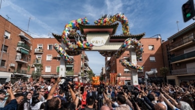 Madrid ya tiene su arco chino en Usera (y Almeida lo celebra: "Será un icono para la ciudad")