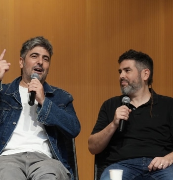 Los integrantes de Estopa, David Muñoz (i) y José Manuel Muñoz (d), en la presentación del disco y gira