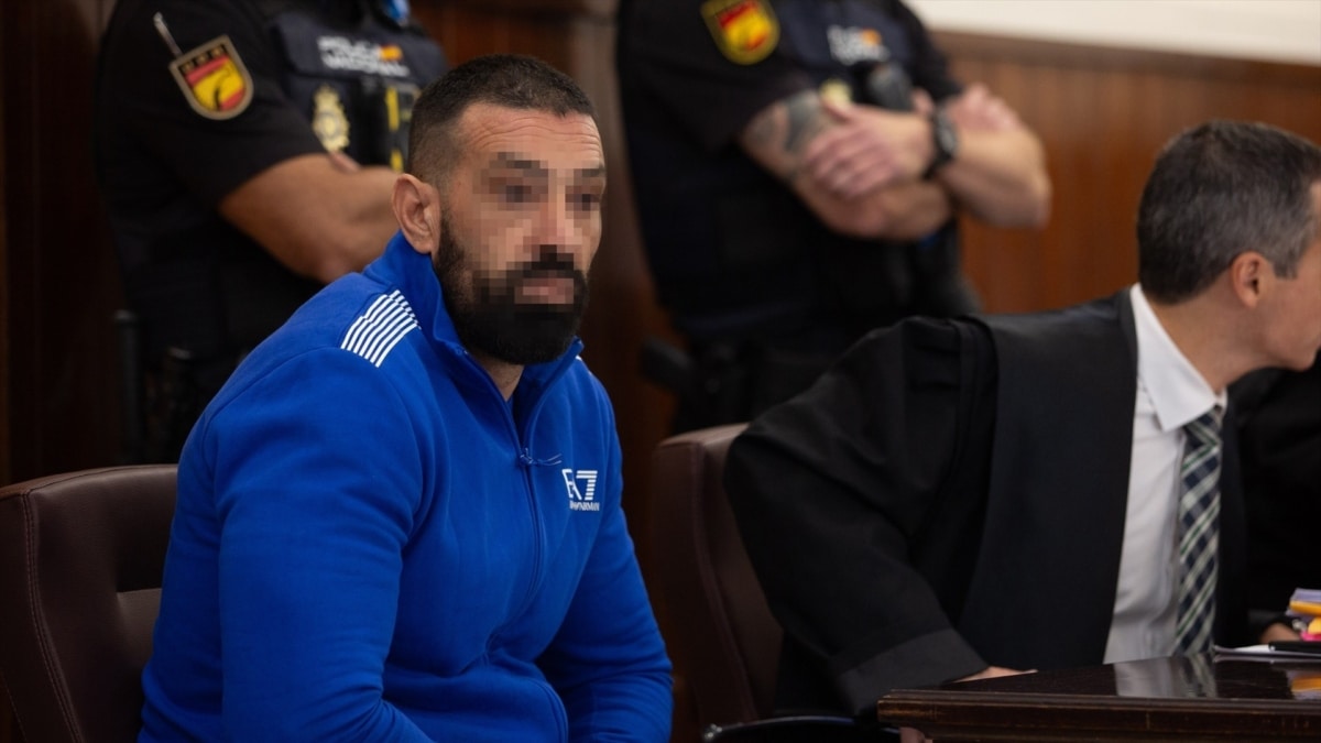 (Foto de ARCHIVO) El acusado principal, M.S., durante la segunda sesión del juicio por el asesinato de El Torrejón