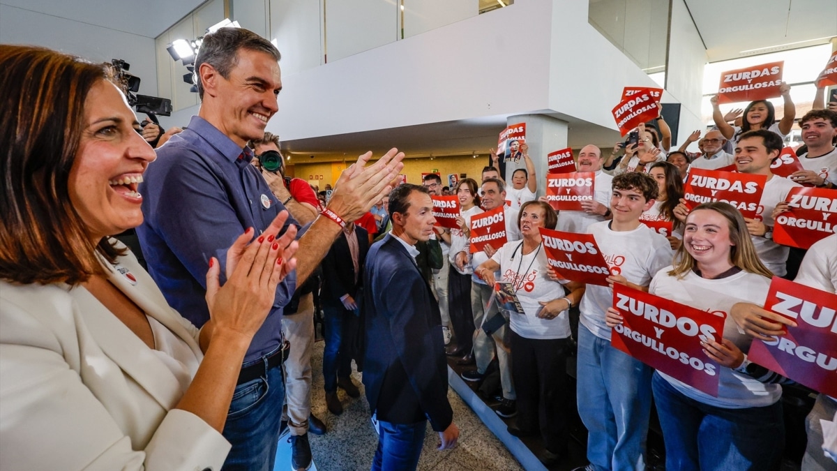 Sánchez carga contra Milei, Feijóo y Abascal: "Están en la misma peña, la de los recortes y la motosierra"