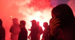 Grupos violentos de adolescentes incendian Bilbao contra ‘el fascismo’