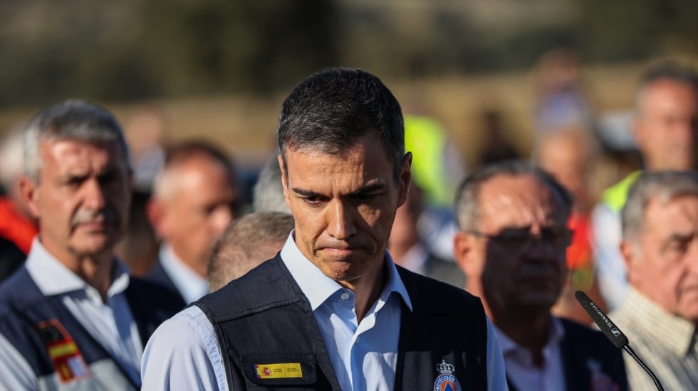 Sánchez sólo tiene una opción: cesar a Puente