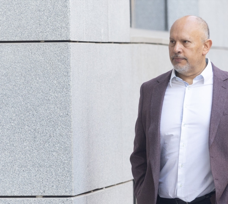 Justicia cree que Nervis Villalobos falsificó los papeles para su nacionalidad pero descarga la responsabilidad en la notaría
