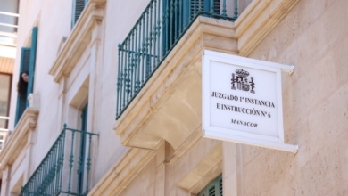 Condenado a 38 años en un centro psiquiátrico penitenciario por el asesinato de su madre y su hermano