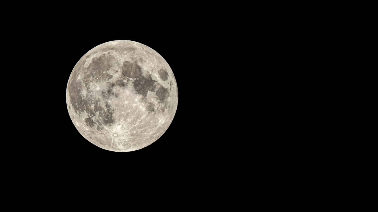 Luna llena de octubre 2026: cuándo y cómo ver la Luna del Cazador y cómo afecta el cambio de hora
