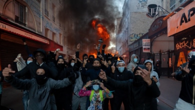 Quiénes atizan la violencia que amenaza a la democracia en Europa
