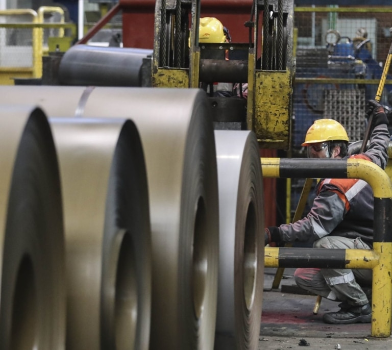 El dilema de la industria: revolucionar su modelo de producción para tener 'energía gratis'