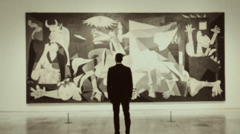 Sánchez se graba un vídeo ante el Guernica de Picasso para presumir de su 'No a la guerra'