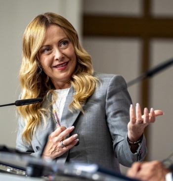 Meloni logra que se apruebe la nueva ley electoral, su último triunfo [...]