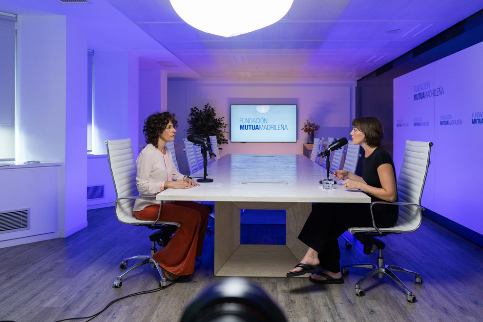 Marta Delgado, charla con Olivia Génova, creadora de Nataly, una compresa que detecta la hemorragia postparto