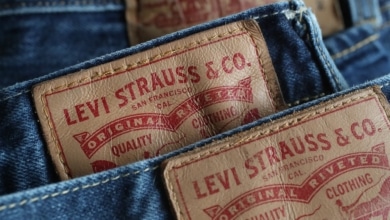 Levi's para el cambio de armario de otoño: vaqueros de hombre con hasta un -68%, del 501 clásico al 555 holgado