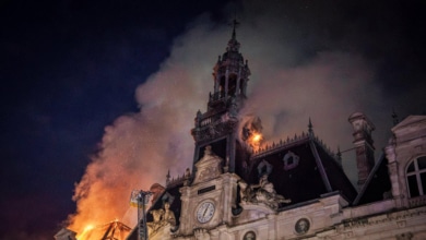 El incendio del Ayuntamiento de Limoges (Francia) queda controlado tras los disturbios