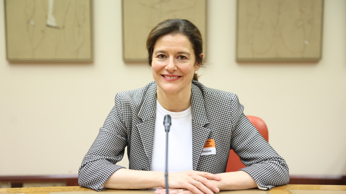 La abogada Miriam González Durántez ha lanzado este sábado su candidatura para las elecciones generales del 29 de noviembre al frente de Democracia 21