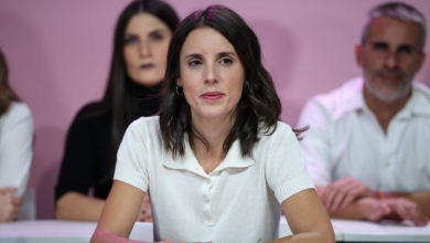 Montero, contra el Frente Amplio tras fracasar el acuerdo: "Su proximidad al PSOE no cambia las cosas. Hacen fuerte a la derecha"