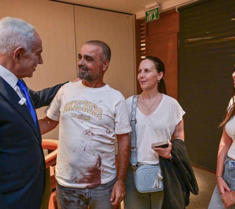 El copiloto que quería estrellar un avión con destino a Israel es un islamista radicalizado, según Netanyahu