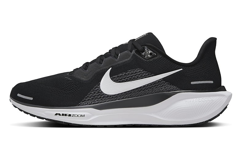Zapatillas de running Nike Pegasus 41 en negro con logotipo blanco y gris antracita