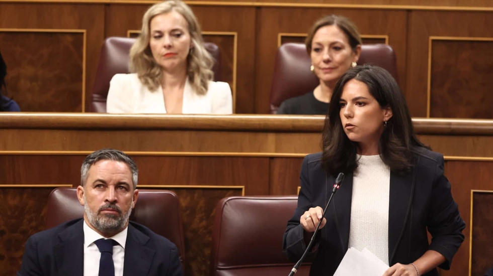 Las candidatas de Vox el 29-N que se abren hueco en unas listas 'cremallera' con más opciones para los hombres 