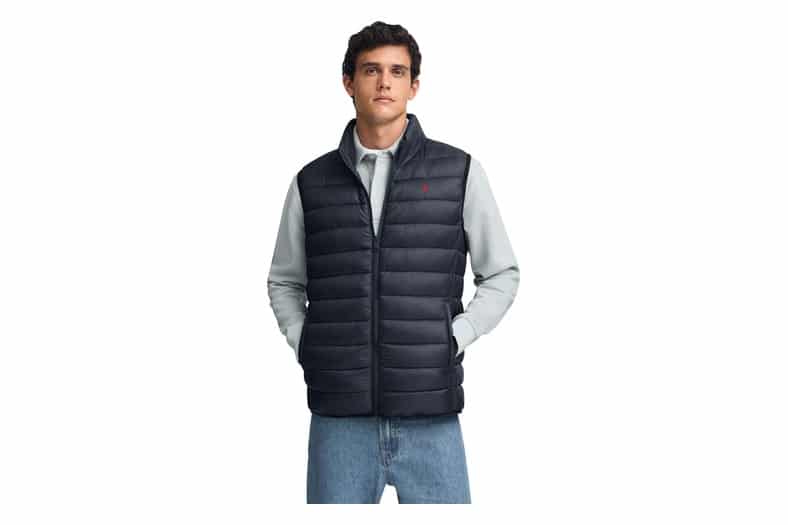 Chaleco ultraligero acolchado Polo Club Rigby Go en azul marino con cuello y cierre de cremallera, para hombre