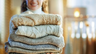 Por qué los jerséis parecen viejos después de un invierno (y cómo recuperarlos en cinco minutos)