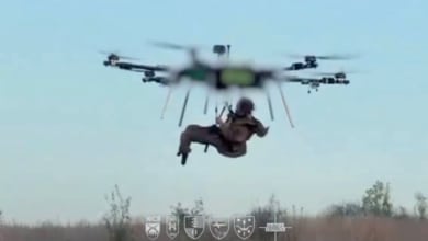 Ucrania evacúa por primera vez a un soldado herido en el frente con un dron